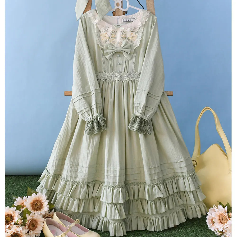 long sleeve loltia dresses Miss Nelly ~ Classic Long Sleeve Lolita Dress with Embroidered Flowers