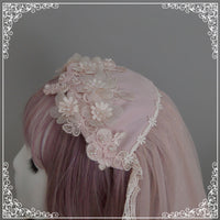Floating Feather ~ Sweet Embroidered Lolita Veil Fingertip Bridal Veil With Lace Trimming